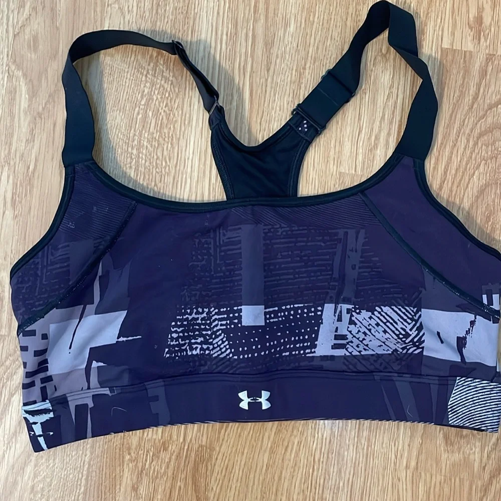 Three Sport Bras Size Large - Picture 4 of 5